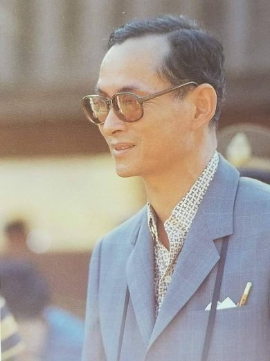 41a8ec5c53345984d3c35327b289bc81